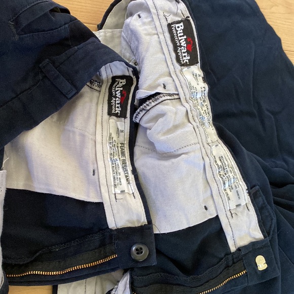Lot of 2 Bulwark FR pants - Picture 4 of 12